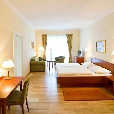 ホテル Seehotel Billroth 4*